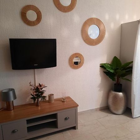 Apartament Les Roches Bleues Le Pradet Zewnętrze zdjęcie